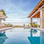 Olivia Corfu - Amazing Sea-view 3 Bedroom With A Pool