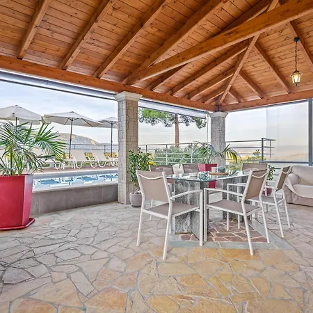 Olivia Corfu - Amazing Sea-view 3 Bedroom With A Pool Gazatika