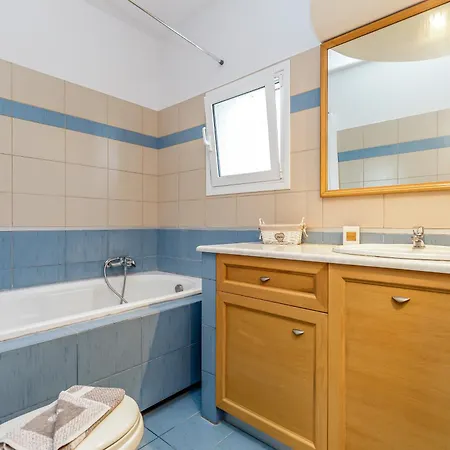 Olivia Corfu - Amazing Sea-view 3 Bedroom With A Pool فيلة *