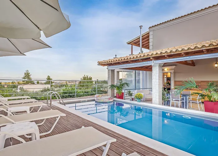 Olivia Corfu - Amazing Sea-view 3 Bedroom With A Pool