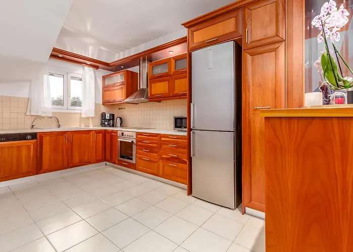 Olivia Corfu - Amazing Sea-view 3 Bedroom With A Pool וילה *