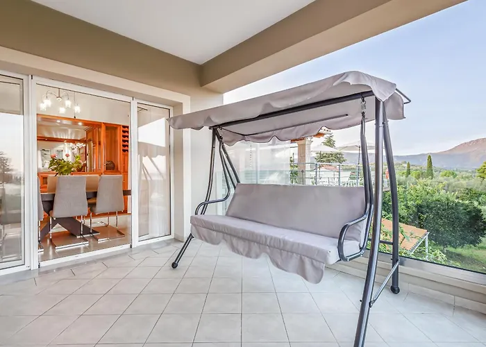 Olivia Corfu - Amazing Sea-view 3 Bedroom With A Pool
