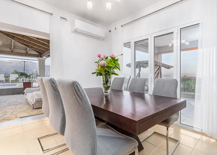 וילה Olivia Corfu - Amazing Sea-view 3 Bedroom With A Pool Gazátika